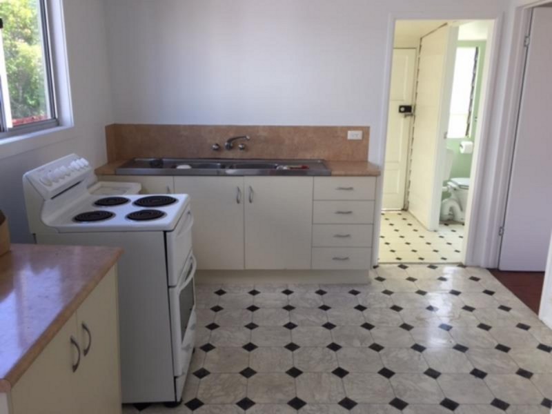 13 Canovan Street, Berserker QLD 4701